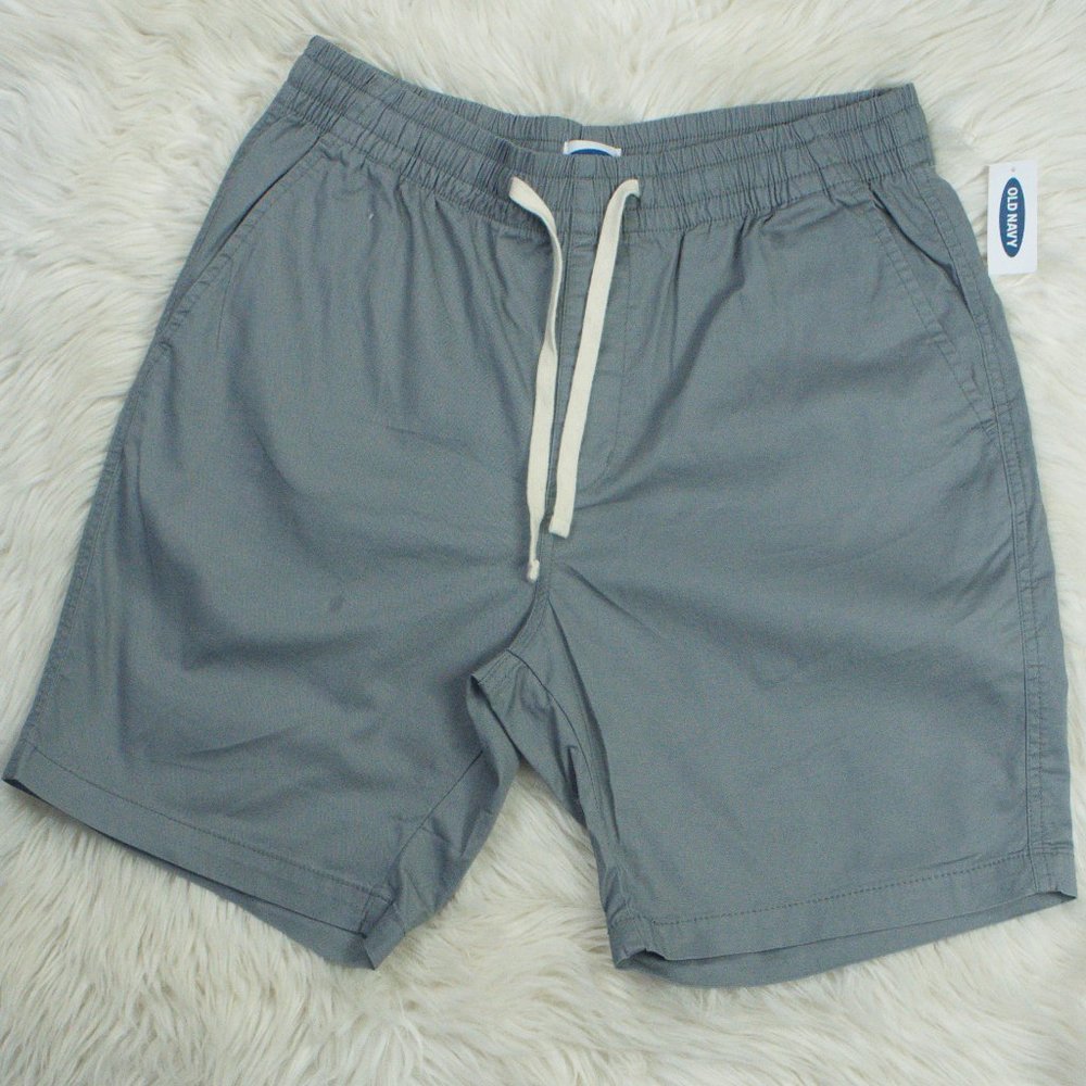 Gray medium sized drawstring shorts from Old Navy